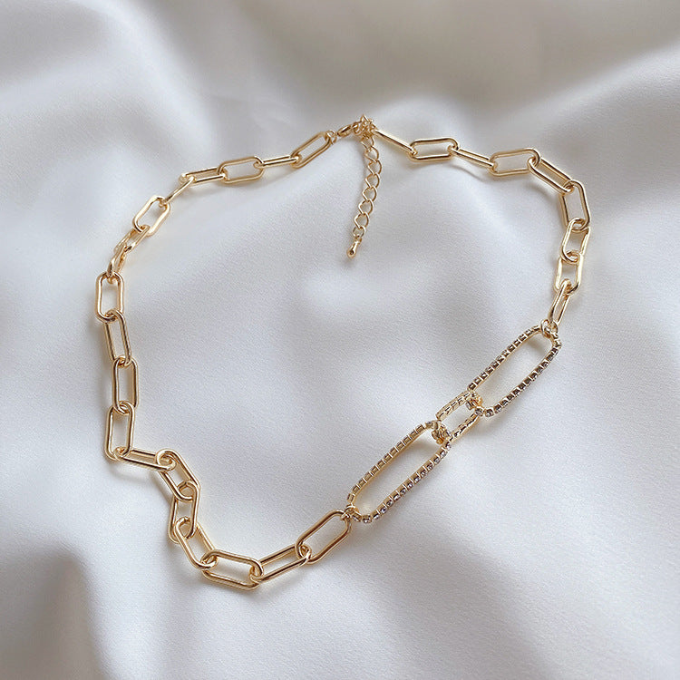 Auror Vintage Necklace