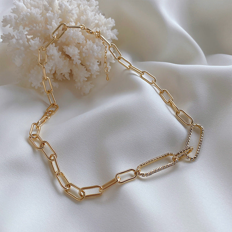 Auror Vintage Necklace