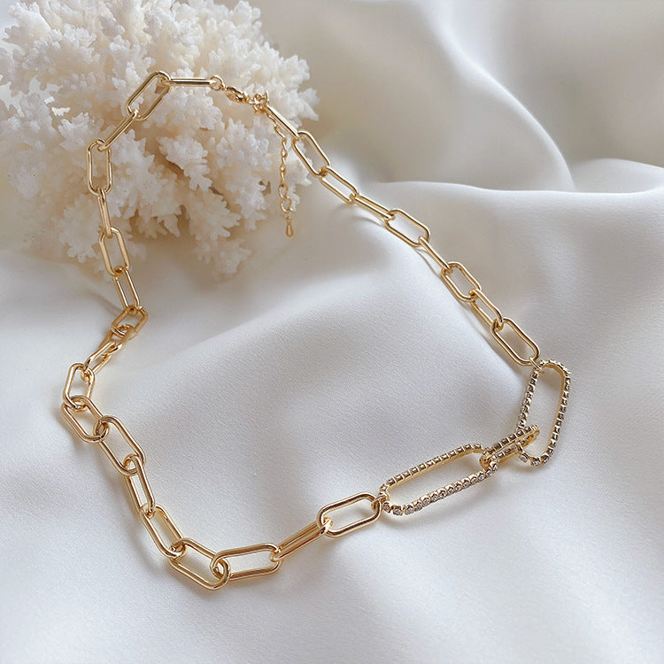 Auror Vintage Necklace